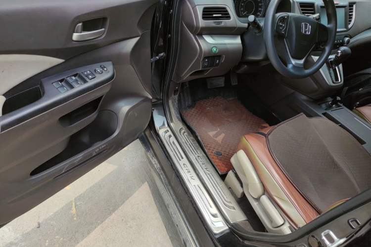 Used Honda CR-V 2013 2.0L 2WD Classic Edition Driver Seat