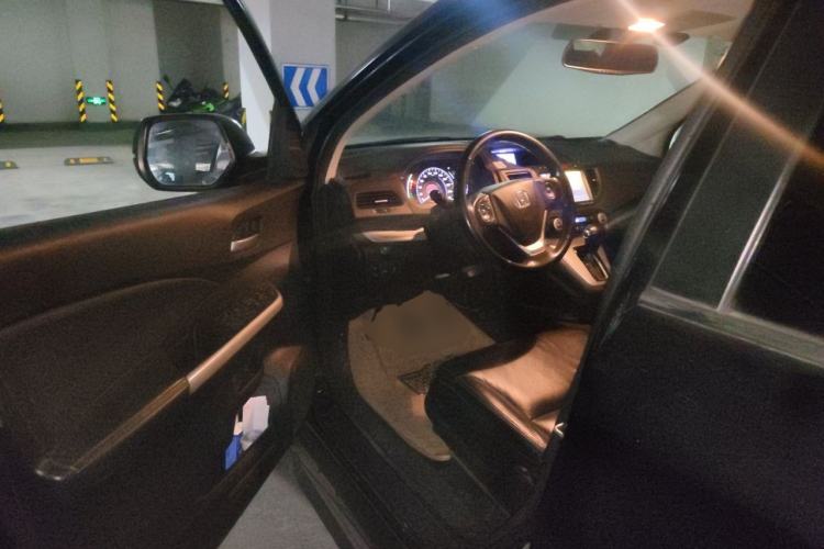 Used Honda CR-V 2013 2.4L two-wheel drive luxury version Driver Seat