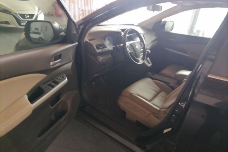 Used Honda CR-V 2013 2.4L two-wheel drive luxury version Driver Seat