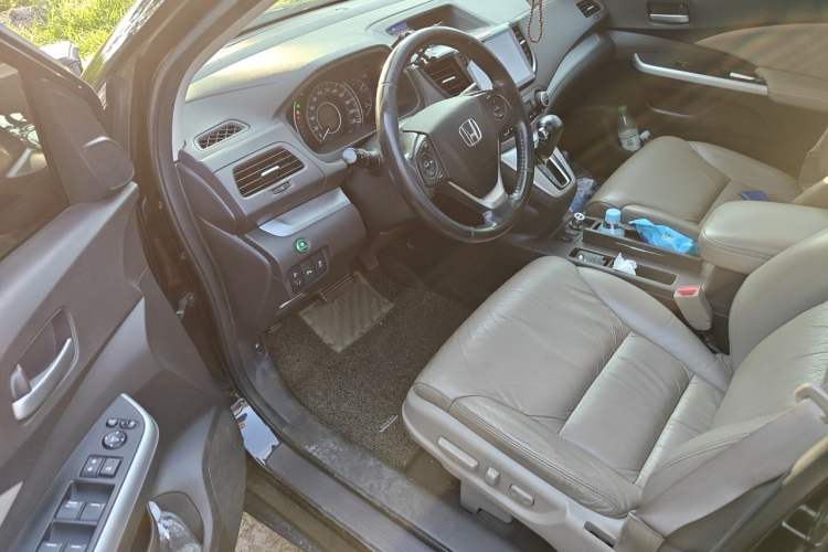 Used Honda CR-V 2013 2.4L two-wheel drive luxury version Driver Seat