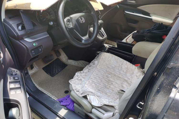 Used Honda CR-V 2013 2.0L 2WD Classic Edition Driver Seat