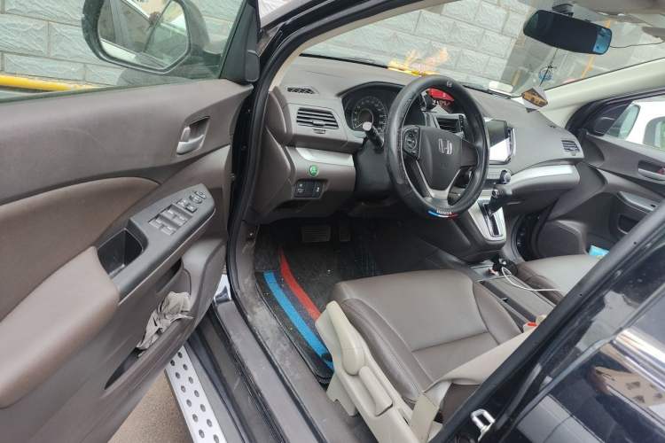 Used Honda CR-V 2013 2.0L 2WD Classic Edition Driver Seat