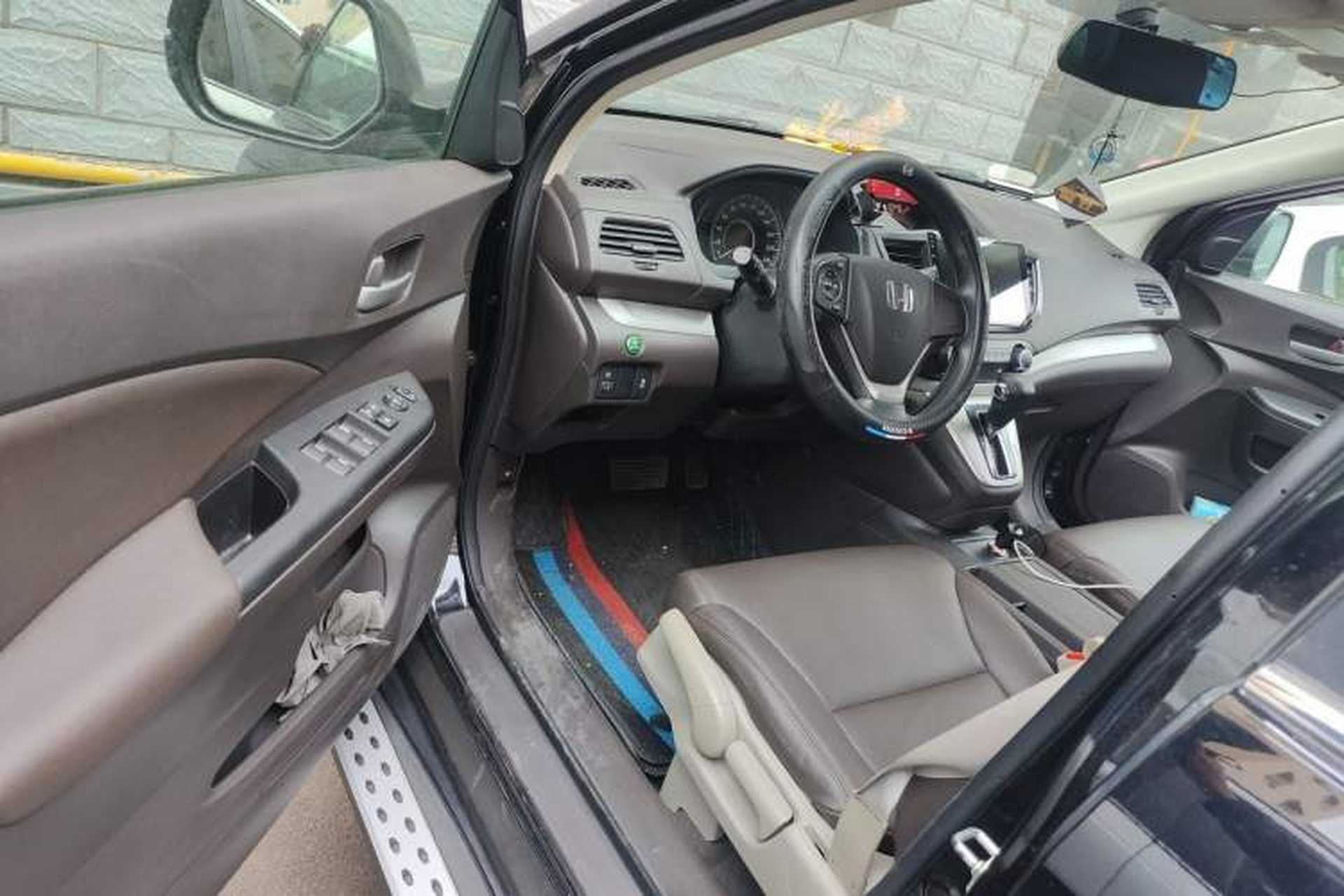 Used Honda CR-V 2013 2.0L 2WD Classic Edition Driver Seat