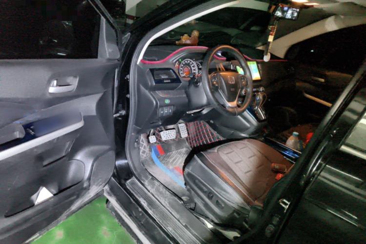Used Honda CR-V 2013 2.4L Four-Wheel Drive Prestige Edition Driver Seat