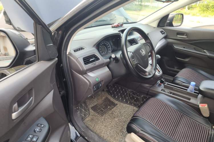 Used Honda CR-V 2013 2.0L 2WD Classic Edition Driver Seat
