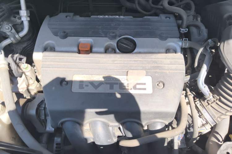Used Honda CR-V 2013 2.4L two-wheel drive luxury version Engine Bay