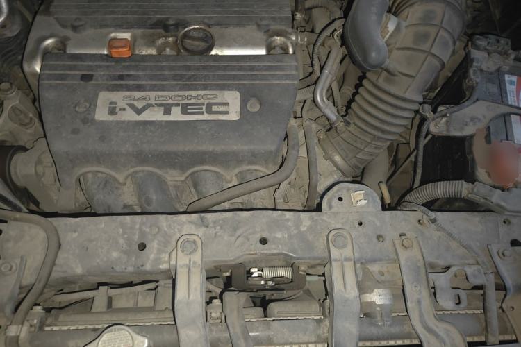 Used Honda CR-V 2013 2.4L four-wheel drive luxury version Engine Bay