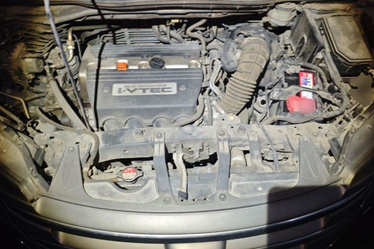 Used Honda CR-V 2013 2.4L two-wheel drive luxury version Engine Bay