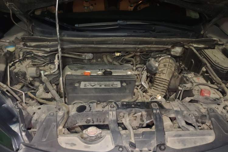 Used Honda CR-V 2013 2.4L four-wheel drive luxury version Engine Bay