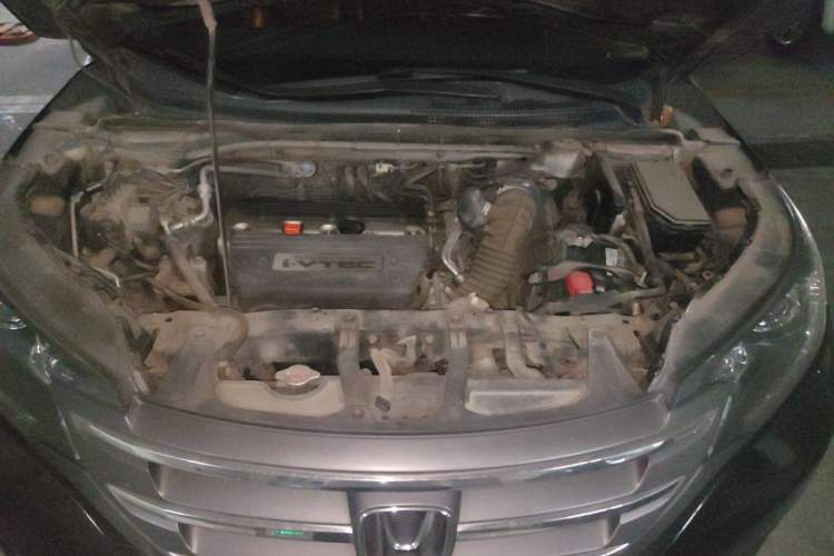 Used Honda CR-V 2013 2.4L two-wheel drive luxury version Engine Bay