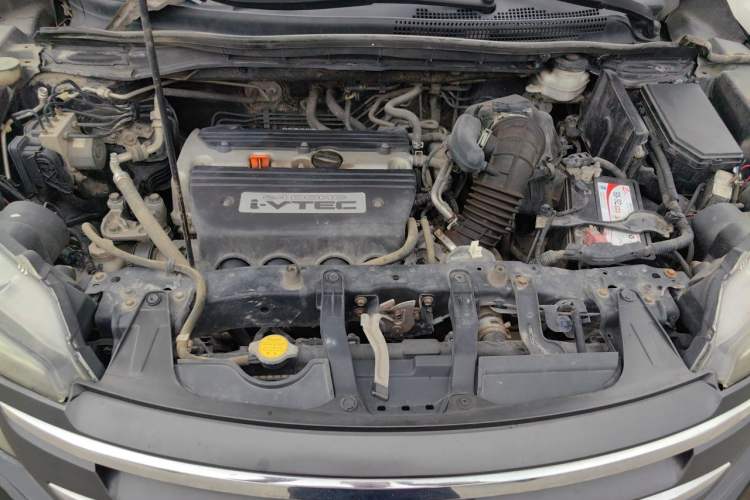 Used Honda CR-V 2013 2.4L four-wheel drive luxury version Engine Bay