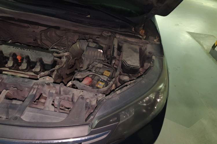 Used Honda CR-V 2013 2.0L 2WD Classic Edition Engine Bay Left
