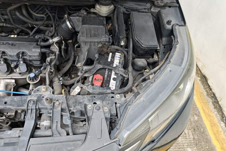 Used Honda CR-V 2013 2.0L 2WD Classic Edition Engine Bay Left