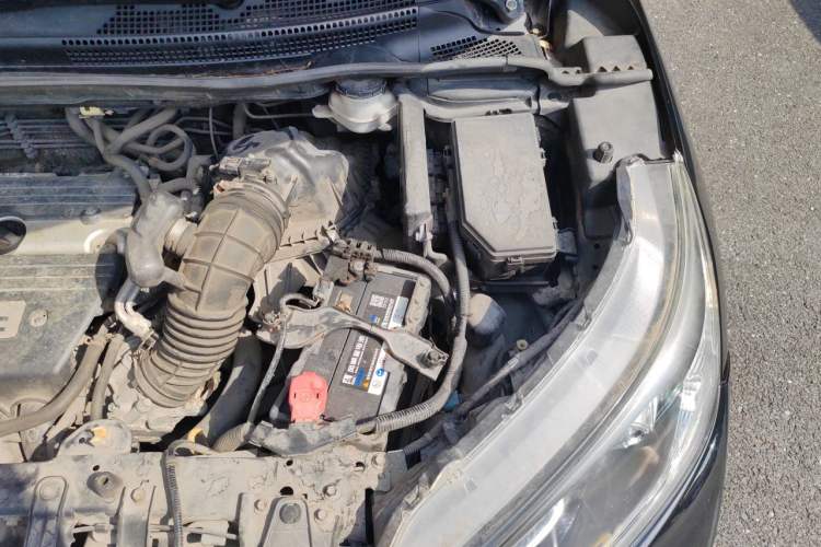 Used Honda CR-V 2013 2.4L four-wheel drive luxury version Engine Bay Left