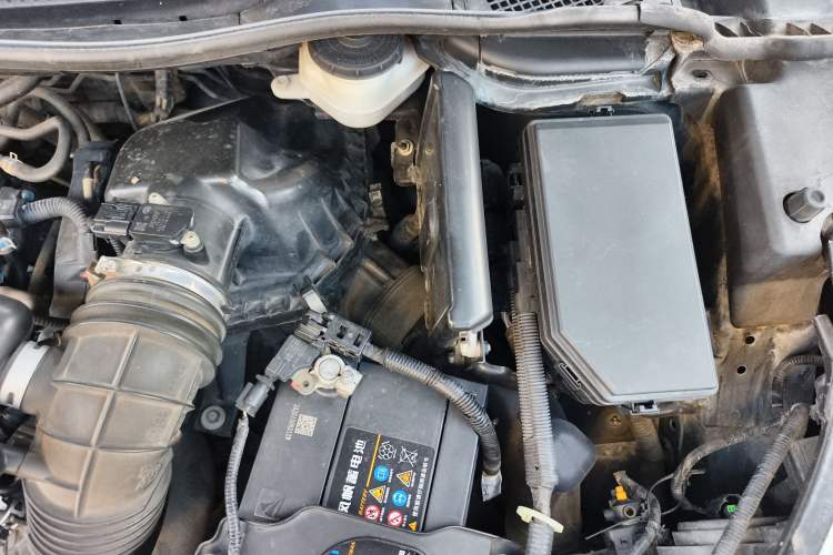 Used Honda CR-V 2013 2.4L four-wheel drive luxury version Engine Bay Left
