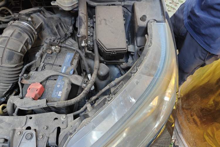 Used Honda CR-V 2013 2.4L four-wheel drive luxury version Engine Bay Left