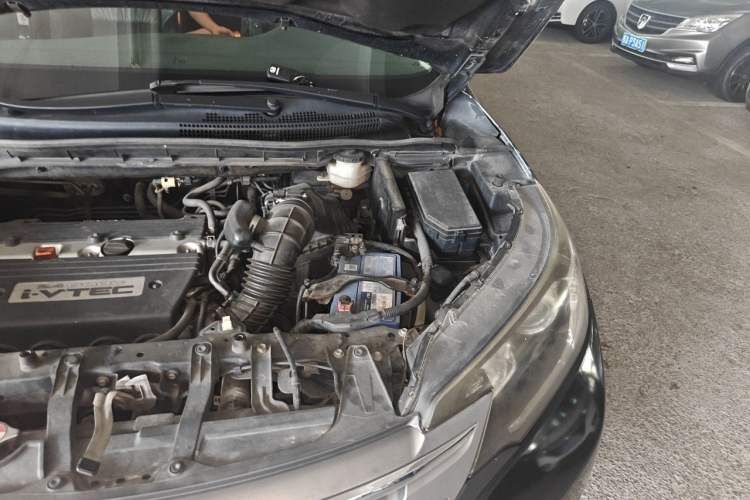 Used Honda CR-V 2013 2.4L two-wheel drive luxury version Engine Bay Left