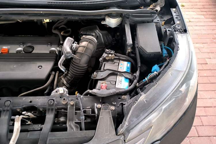 Used Honda CR-V 2013 2.4L four-wheel drive luxury version Engine Bay Left