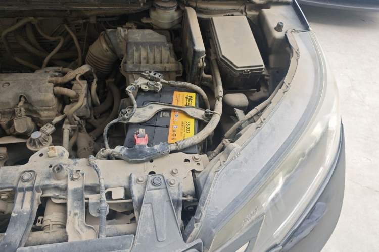 Used Honda CR-V 2013 2.0L 2WD Classic Edition Engine Bay Left
