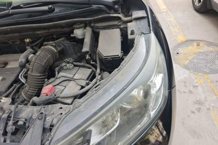 Used Honda CR-V 2013 2.4L four-wheel drive luxury version Engine Bay Left