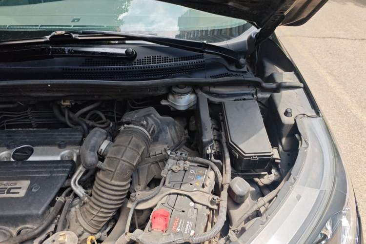 Used Honda CR-V 2013 2.4L two-wheel drive luxury version Engine Bay Left
