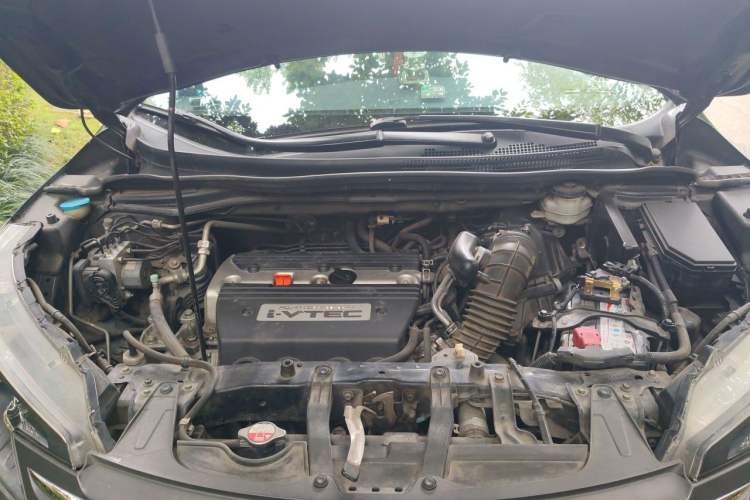 Used Honda CR-V 2013 2.4L two-wheel drive luxury version Engine Bay