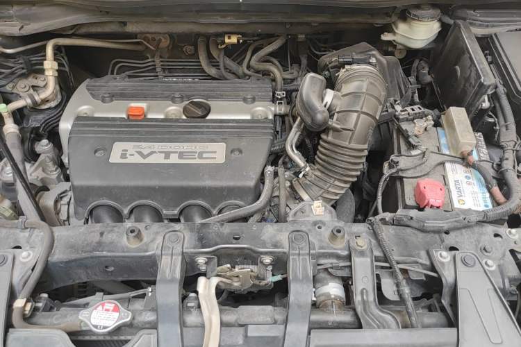 Used Honda CR-V 2013 2.4L four-wheel drive luxury version Engine Bay