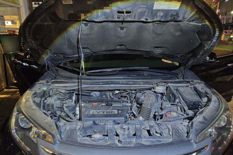 Used Honda CR-V 2013 2.4L two-wheel drive luxury version Engine Bay