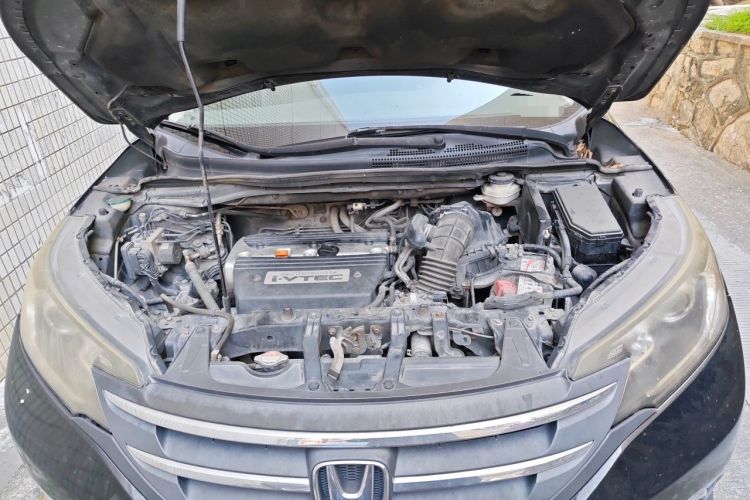 Used Honda CR-V 2013 2.4L two-wheel drive luxury version Engine Bay
