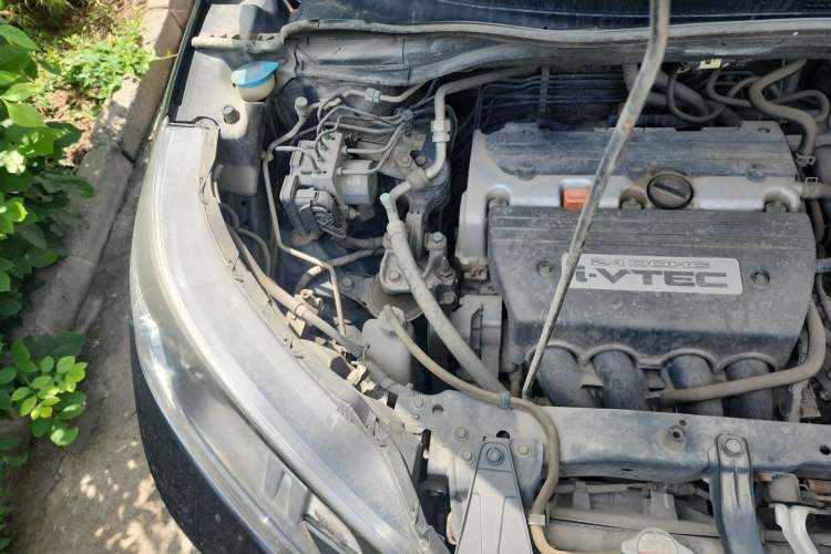 Used Honda CR-V 2013 2.4L two-wheel drive luxury version Engine Bay Right