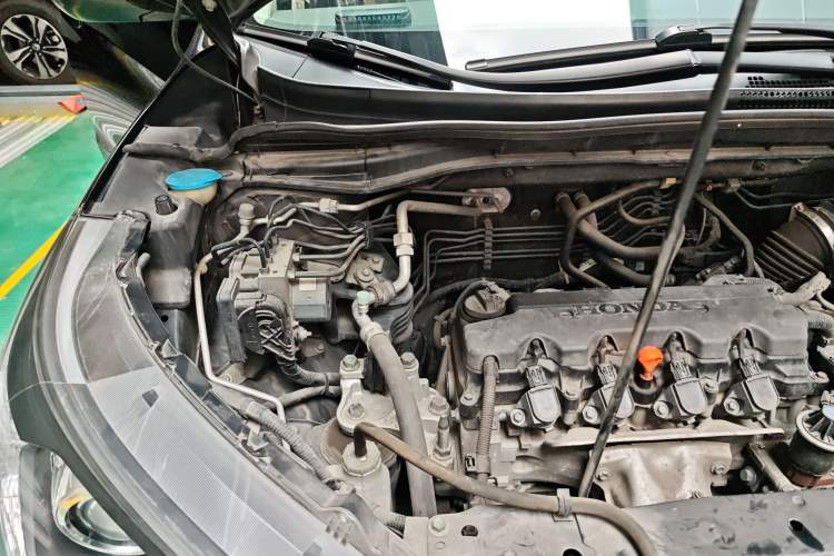 Used Honda CR-V 2013 2.0L Four-wheel Drive Classic Edition Engine Bay Right