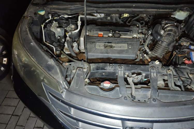 Used Honda CR-V 2013 2.4L four-wheel drive luxury version Engine Bay Right