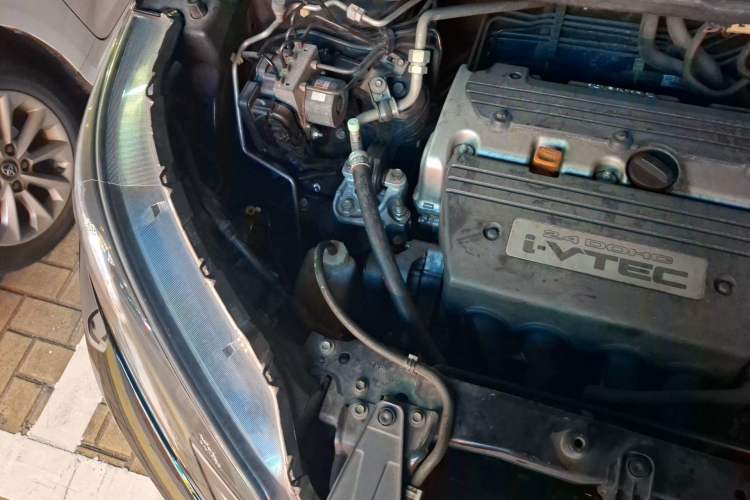 Used Honda CR-V 2013 2.4L two-wheel drive luxury version Engine Bay Right