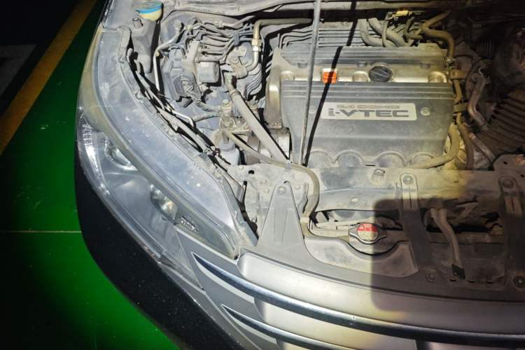 Used Honda CR-V 2013 2.4L two-wheel drive luxury version Engine Bay Right