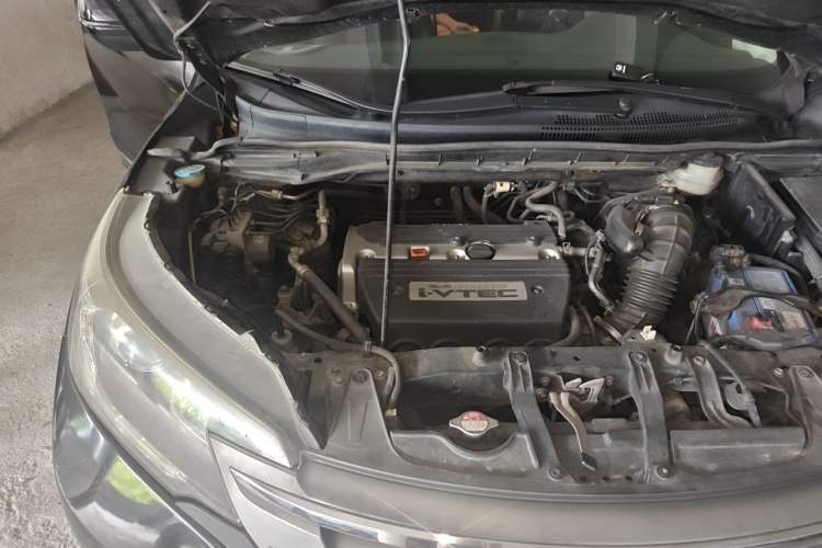 Used Honda CR-V 2013 2.4L two-wheel drive luxury version Engine Bay Right