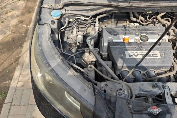 Used Honda CR-V 2013 2.4L two-wheel drive luxury version Engine Bay Right