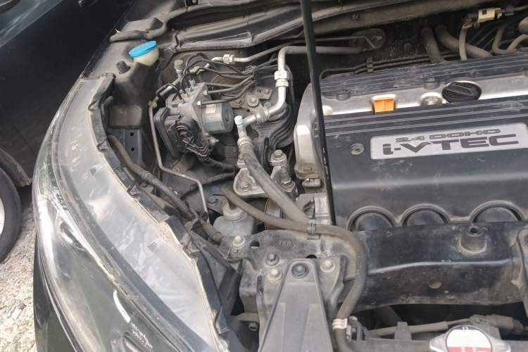 Used Honda CR-V 2013 2.4L two-wheel drive luxury version Engine Bay Right