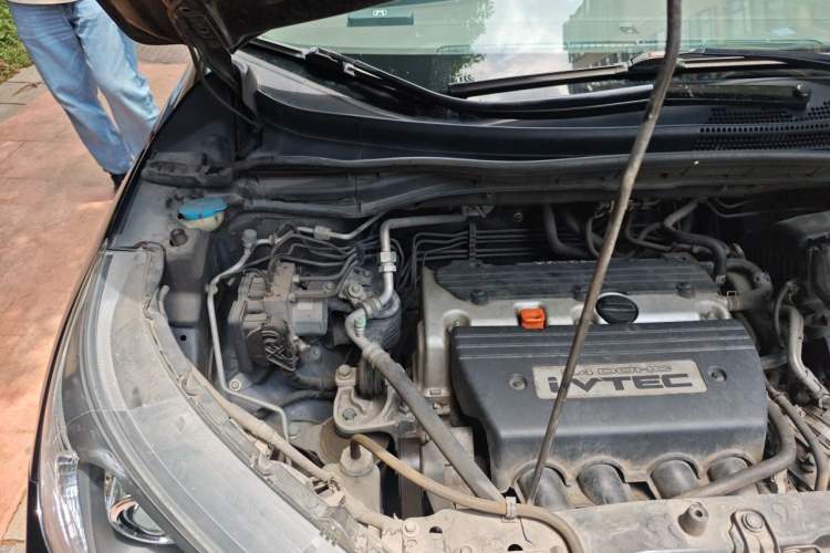 Used Honda CR-V 2013 2.4L two-wheel drive luxury version Engine Bay Right