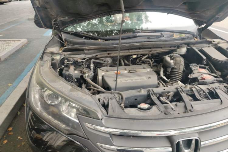 Used Honda CR-V 2013 2.4L four-wheel drive luxury version Engine Bay Right
