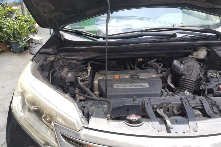 Used Honda CR-V 2013 2.4L four-wheel drive luxury version Engine Bay Right