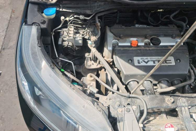 Used Honda CR-V 2013 2.4L four-wheel drive luxury version Engine Bay Right