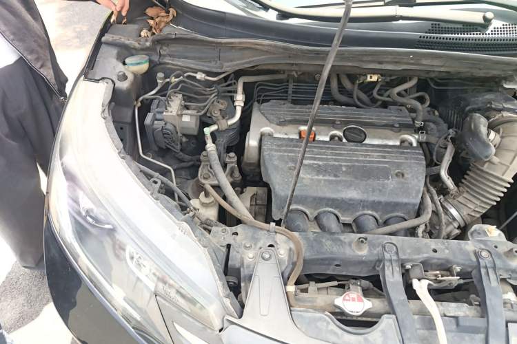 Used Honda CR-V 2013 2.4L two-wheel drive luxury version Engine Bay Right