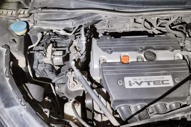 Used Honda CR-V 2013 2.4L Four-Wheel Drive Prestige Edition Engine Bay Right