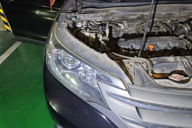 Used Honda CR-V 2013 2.0L 2WD Classic Edition Engine Bay Right