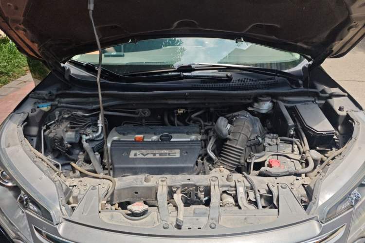 Used Honda CR-V 2013 2.4L two-wheel drive luxury version Engine Bay