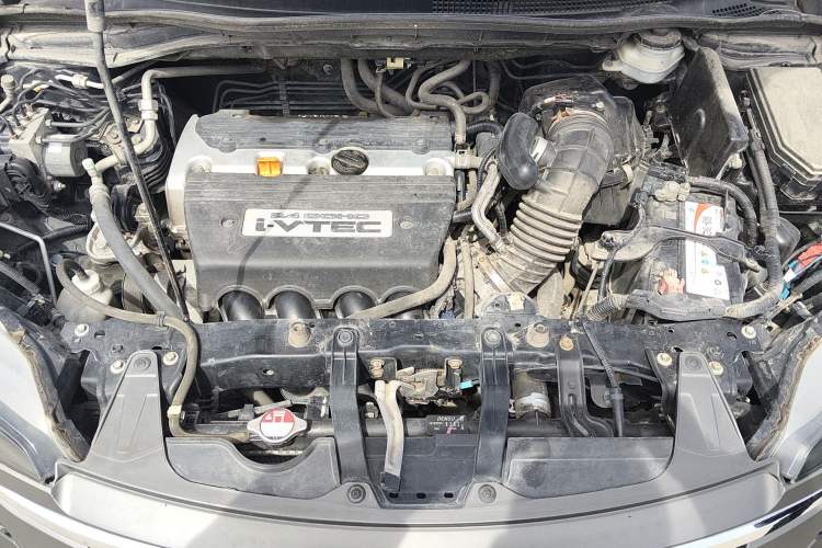 Used Honda CR-V 2013 2.4L four-wheel drive luxury version Engine Bay