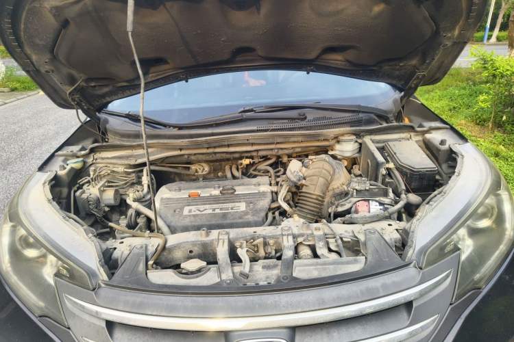 Used Honda CR-V 2013 2.4L two-wheel drive luxury version Engine Bay