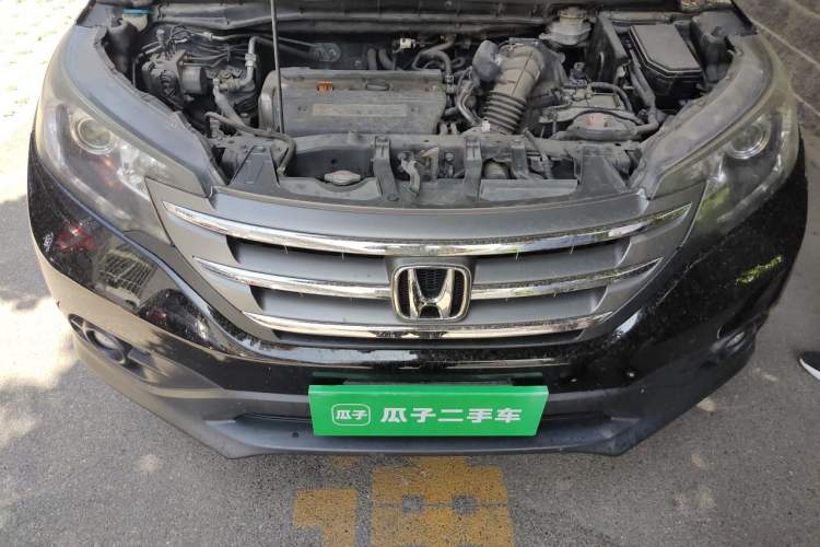 Used Honda CR-V 2013 2.4L four-wheel drive luxury version Engine Bay