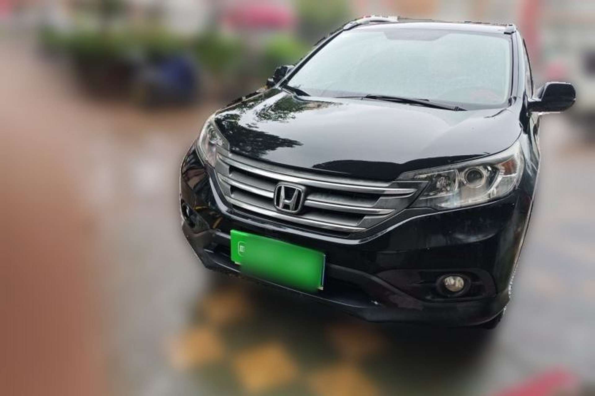 Used Honda CR-V 2013 2.4L two-wheel drive luxury version Front Left 45 Deg