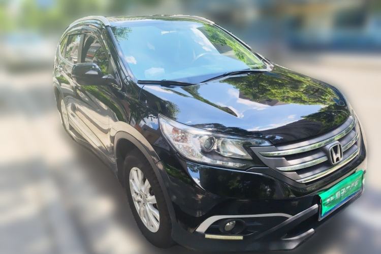 Used Honda CR-V 2013 2.0L 2WD Classic Edition Front Right 45 Deg